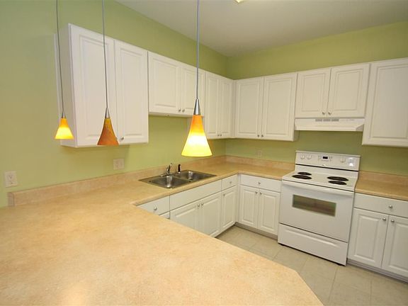 5th image of 2113 Acklen Ave APT G