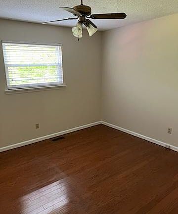 5th image of 8404 Shadowood Dr