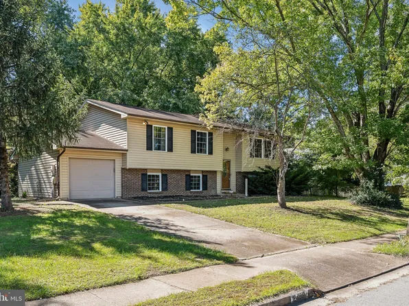 2499 Jennings St, Woodbridge, VA 22191
