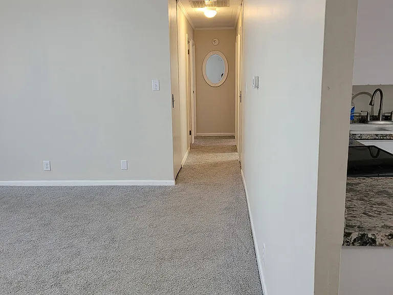 920 Princeton Dr — Photo 14