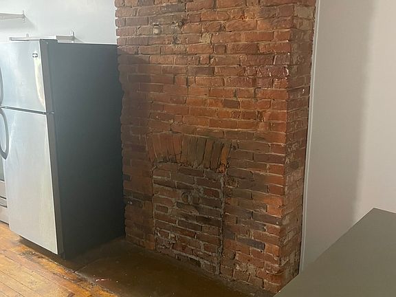 5th image of 4520 Liberty Ave