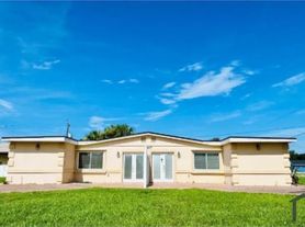 3147 Trevino Ter