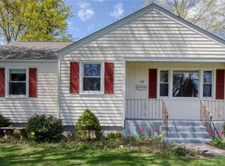 165 Valley Crest Dr, Wethersfield, CT 06109