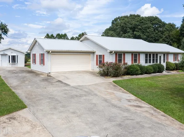 252 Ginn St, Carnesville, GA 30521