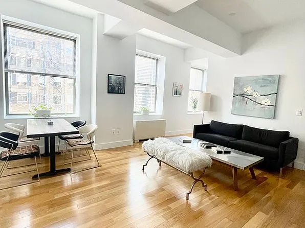 99 John St APT 2404, New York, NY 10038