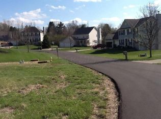 1723 Berkshire Dr, Heath, OH 43056