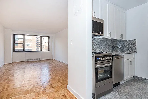 Rented by GoodRock Realty | media 27