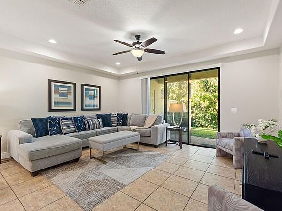 4th image of 8205 Roseville Blvd
