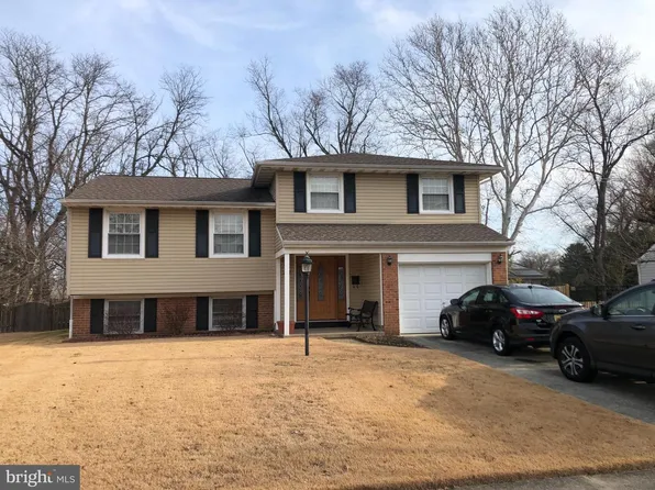 212 Winding Way Rd, Stratford, NJ 08084