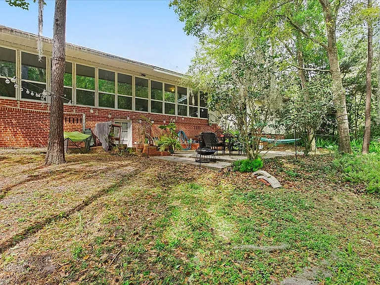 4527 Peachtree Cir E — Photo 15