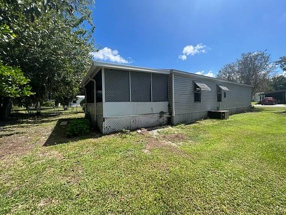5th image of 2805 SE 110th St Lot A26