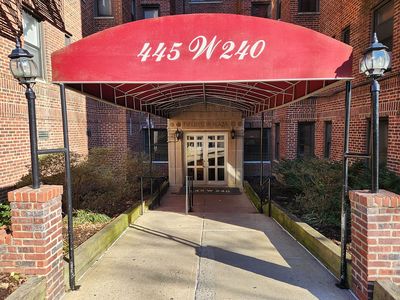 445 W 240th St APT 4A, Bronx, NY, 10463