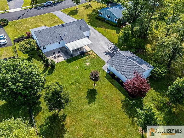 39 Kendall Rd — Photo 38
