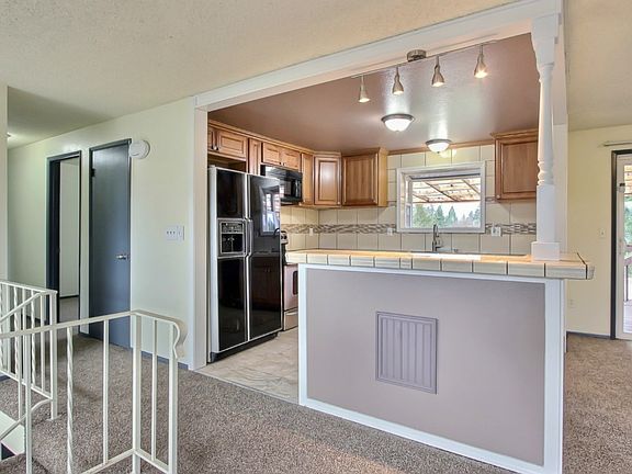 4th image of 1717 155th St E