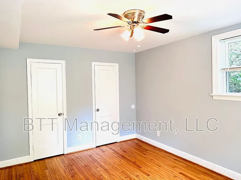 907 Hudson Ave #3 — Photo 3