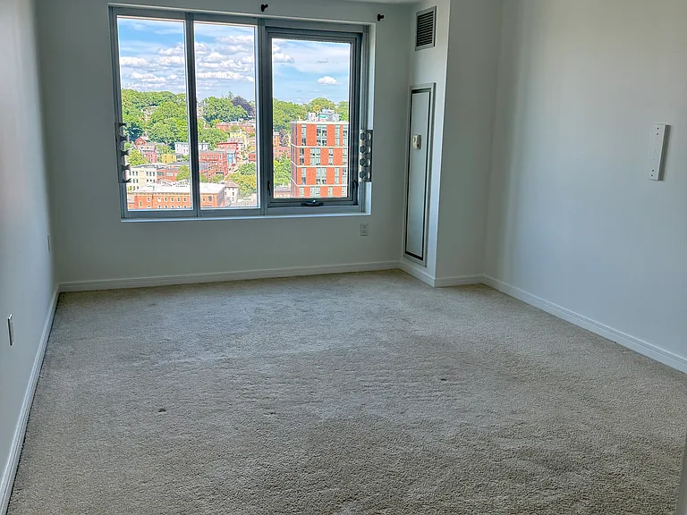 100 Exchange St #1405 — Photo 15