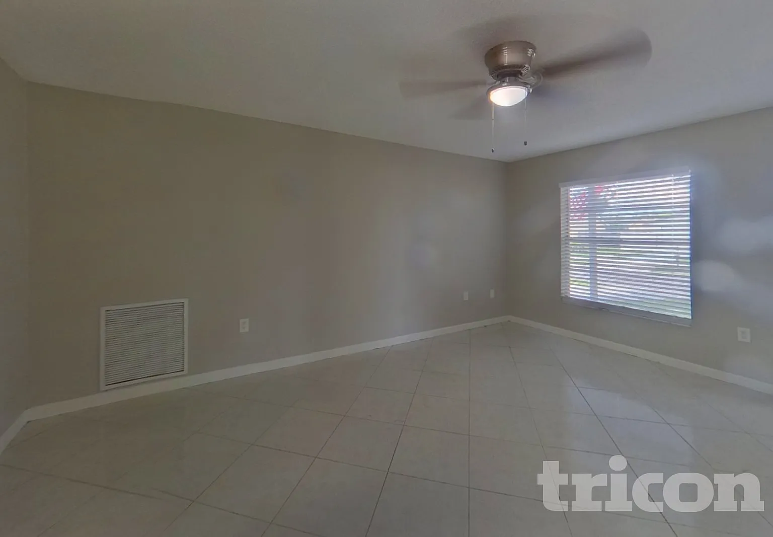 6324 Frost Drive Tampa FL — Photo 2