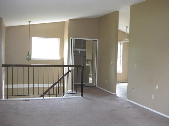 3rd image of 42109 Pellston Dr #281