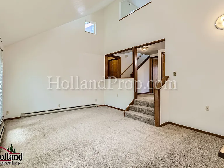 1719 Main St #1 — Photo 6