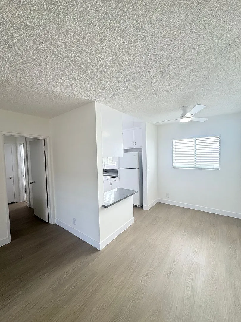 1 bed, 1.0 bath, $1,895 — Photo 2