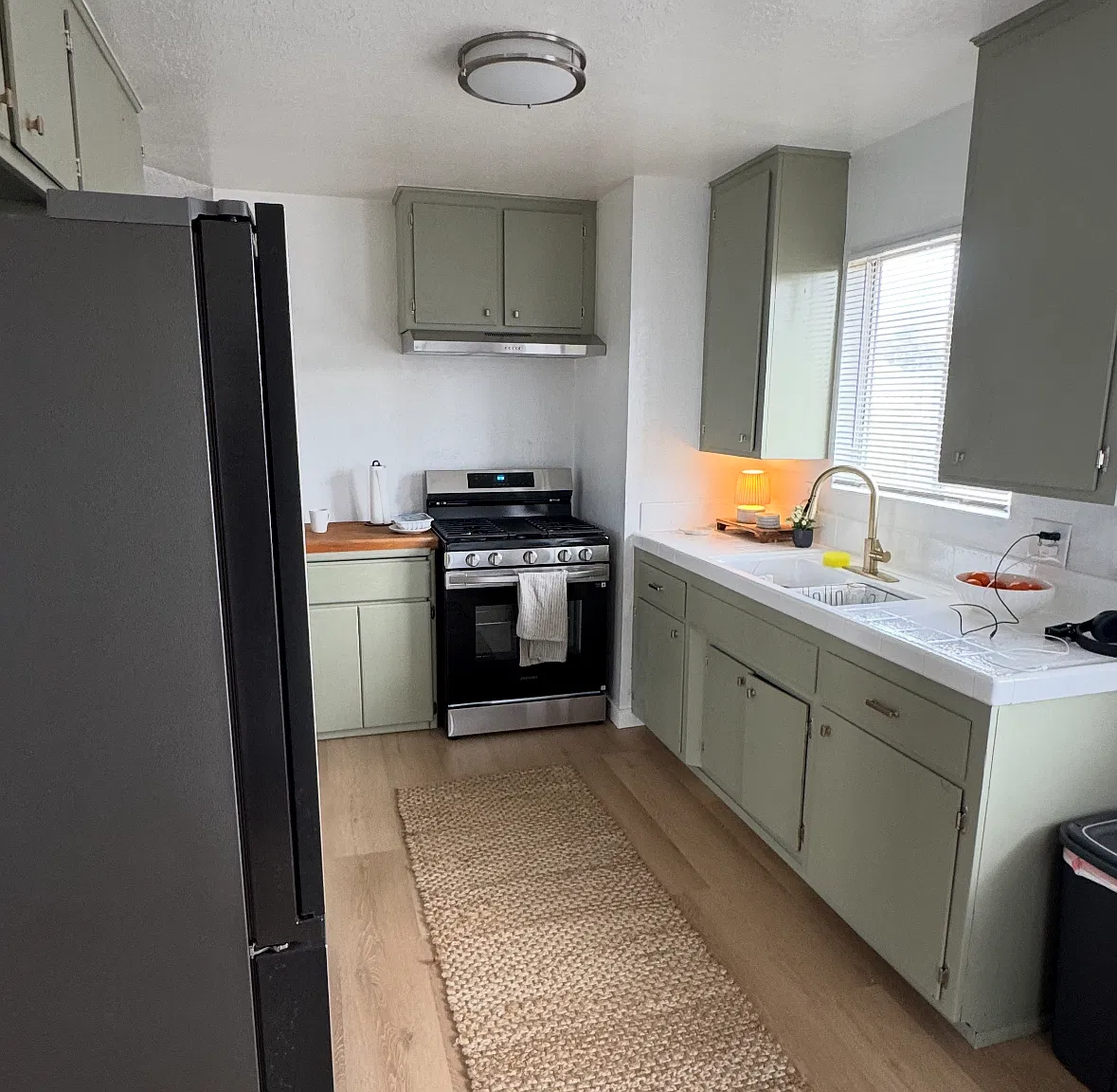 2 bed, 1000 sqft, $2,000 — Photo 4