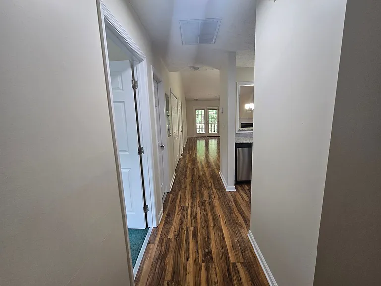 3411 Lainey Ln #C — Photo 11