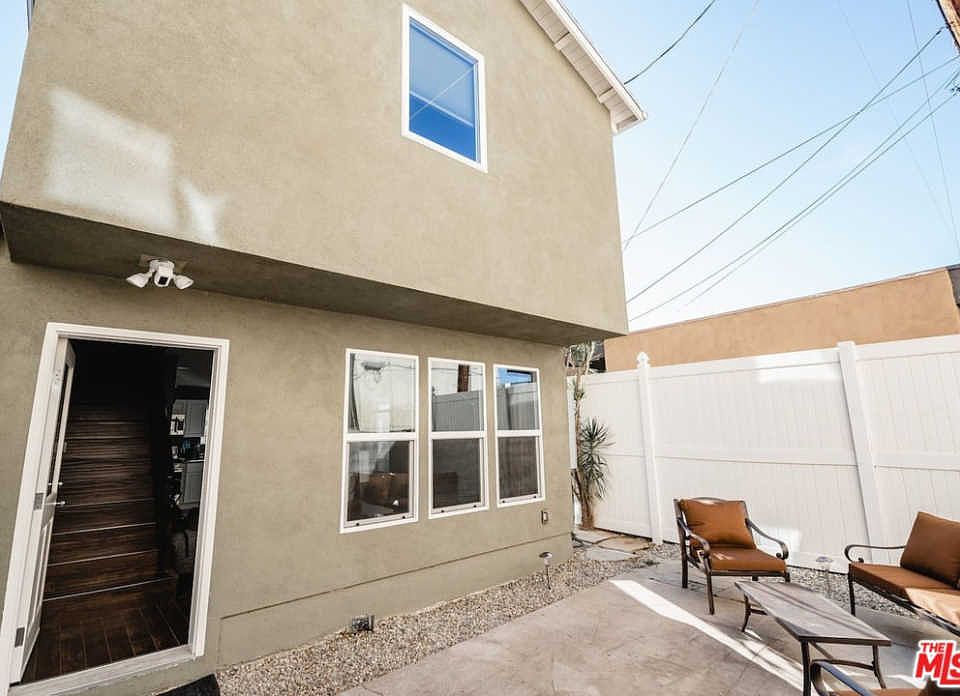 1st image of 5151 N Riverton Ave