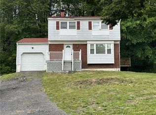 213 Hawleys Corners Rd, Lloyd, NY 12528