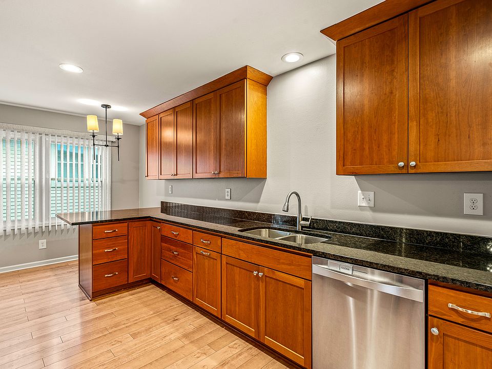 SS Kitchen