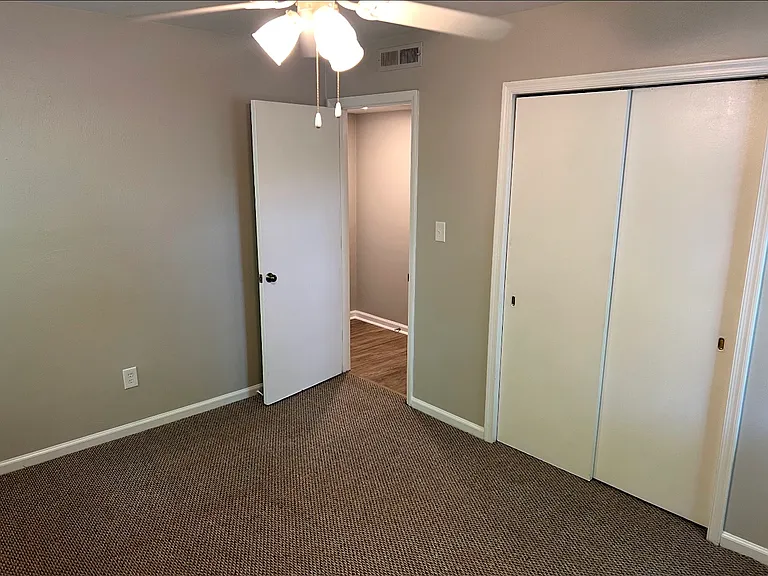944 Floyd Ave SW #A — Photo 15