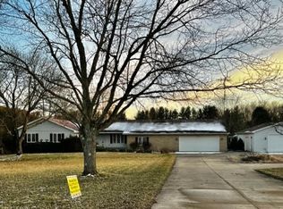 5794 Warren Sharon Rd, Brookfield, OH 44403
