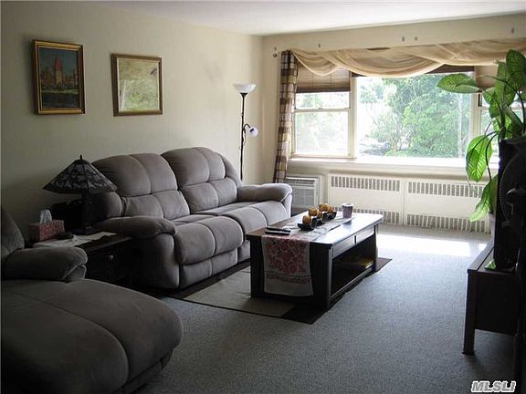 4th image of 324 Post Ave APT 3M
