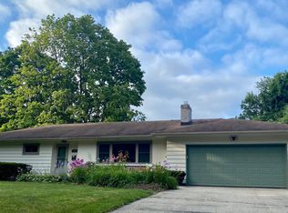 5609 Barton Rd, Madison, WI 53711