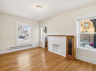 2915-2921 W George St #2921-1, Chicago, IL 60618