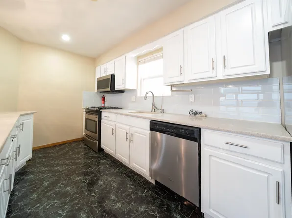 149 Hobart Ave Floor 1, Bayonne, NJ 07002