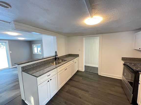 2nd image of 24 Grandview Rd #3