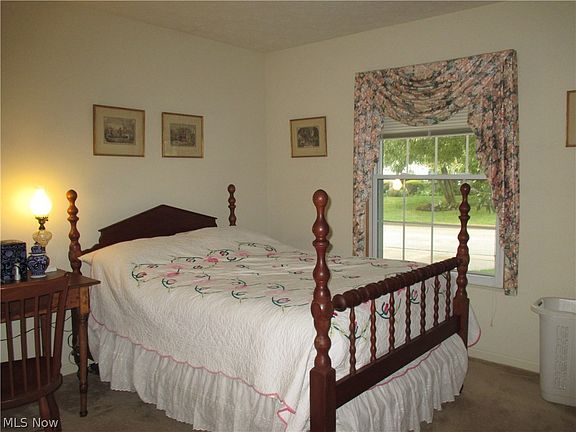 5th image of 3329 Brookpoint Ln #28