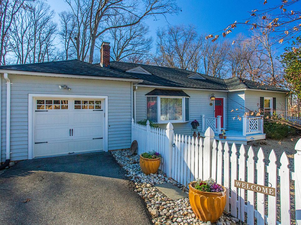 9733 Lawyers Rd, Vienna, VA 22181 Zillow