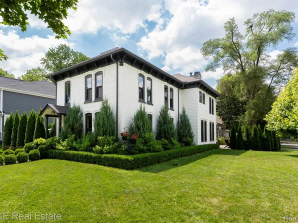 391 Maple St, Plymouth, MI 48170