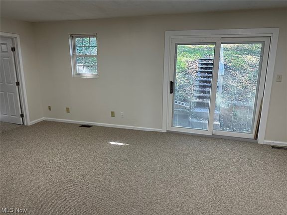 3rd image of 3604 6th Ave