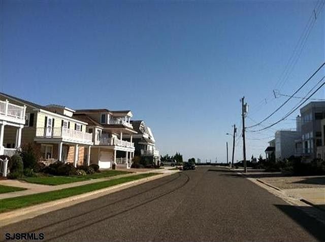 2nd image of 2506 Atlantic Ave