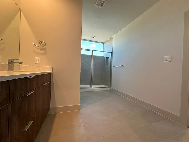 6804 Troya Ln — Photo 14