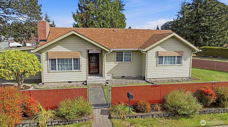 3rd image of 6845 S Ferdinand Street