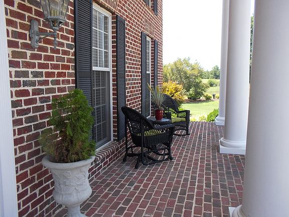 3rd image of 261 Private Ln