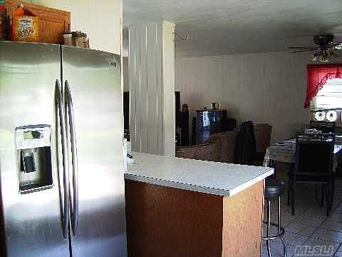 4th image of 651 Ferndale Blvd