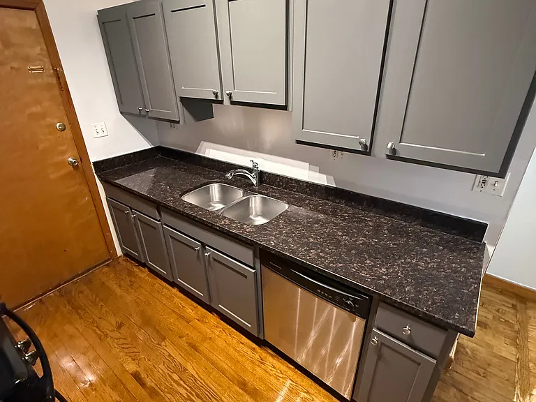 6355 N Lakewood Ave #1E — Photo 12