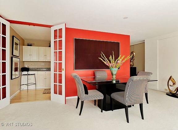 4th image of 330 W Diversey Pkwy APT 601