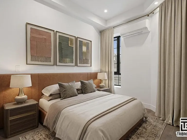 110 Berry St #3R — Photo 3