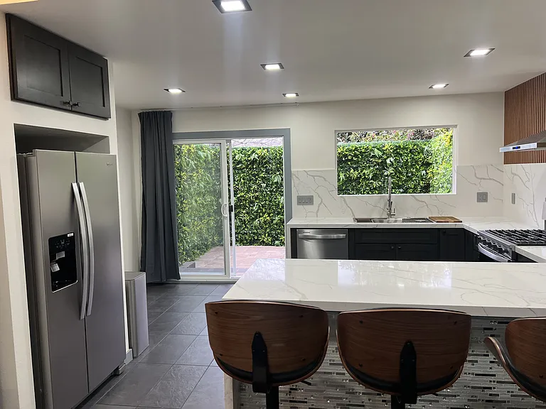 3000 Nicol Ave #A — Photo 3