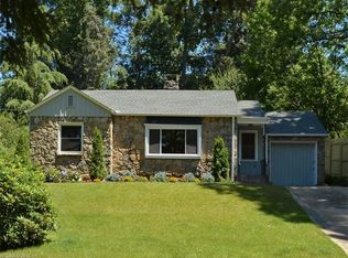 34 Warwick Rd, Asheville, NC 28803